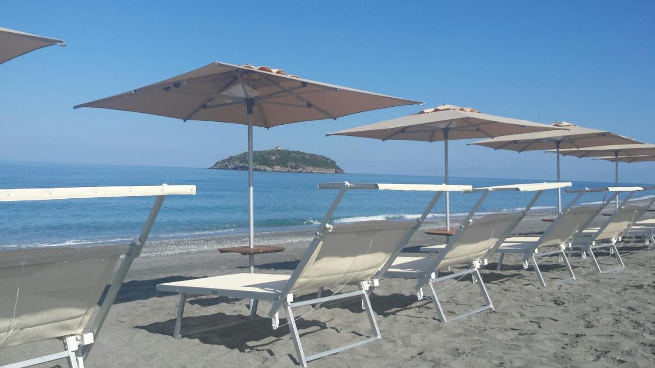 B&B La Stazione 디아망테 외부 사진