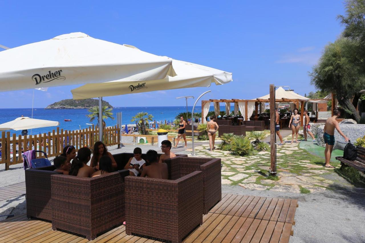 B&B La Stazione 디아망테 외부 사진