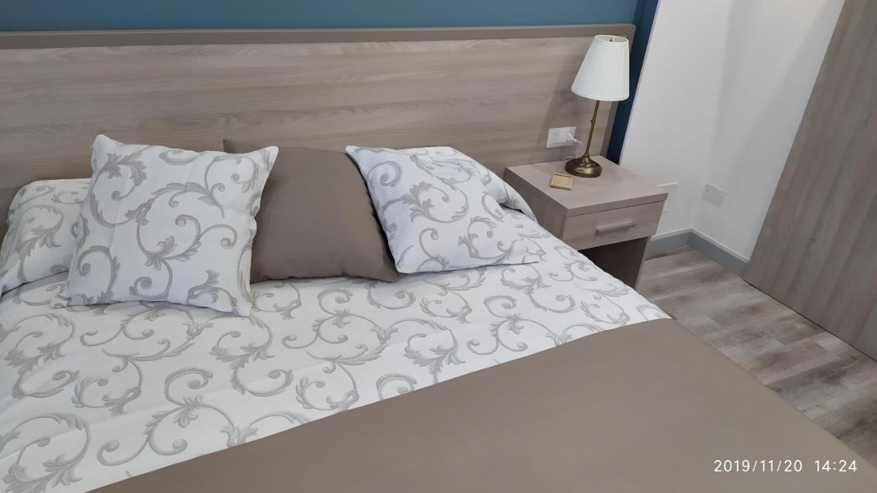 B&B La Stazione 디아망테 외부 사진