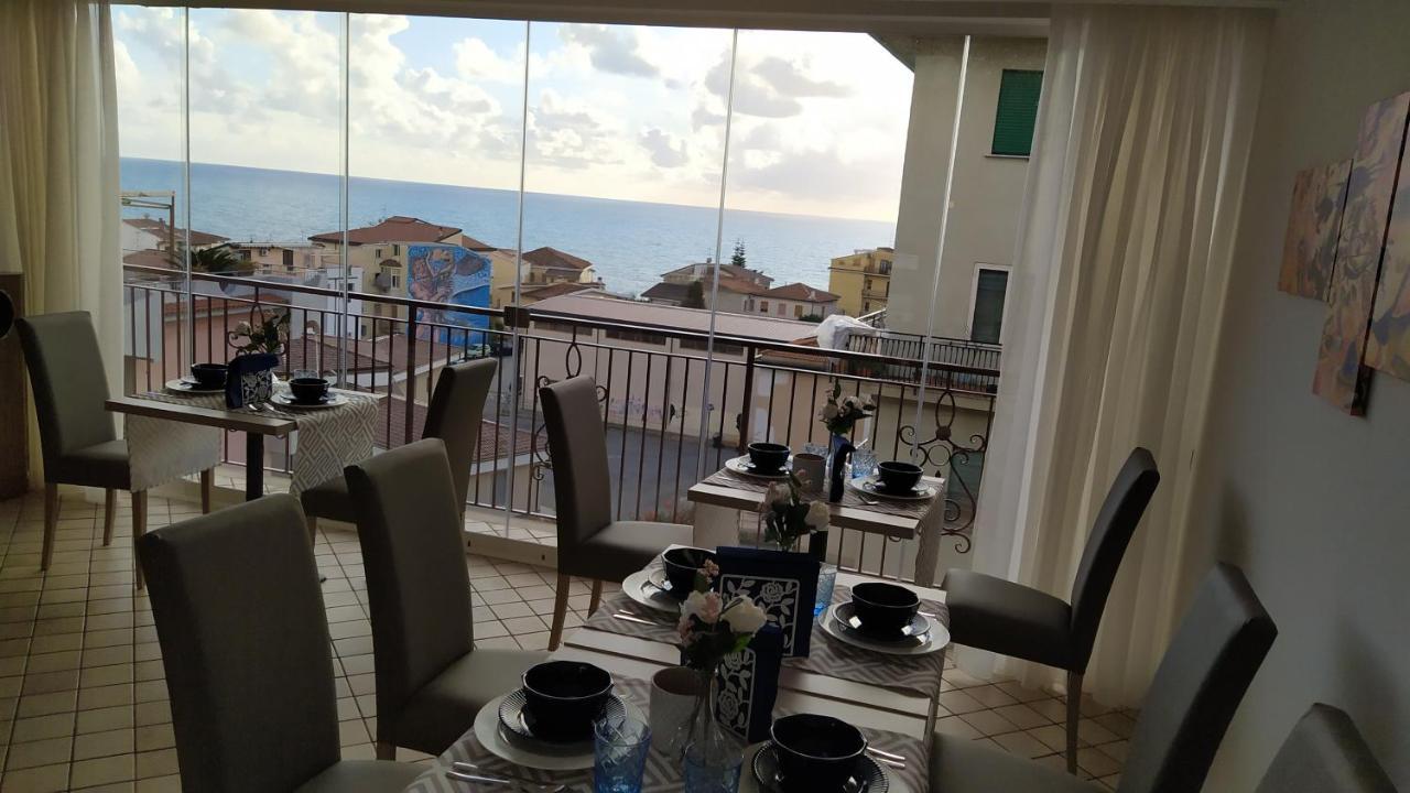 B&B La Stazione 디아망테 외부 사진