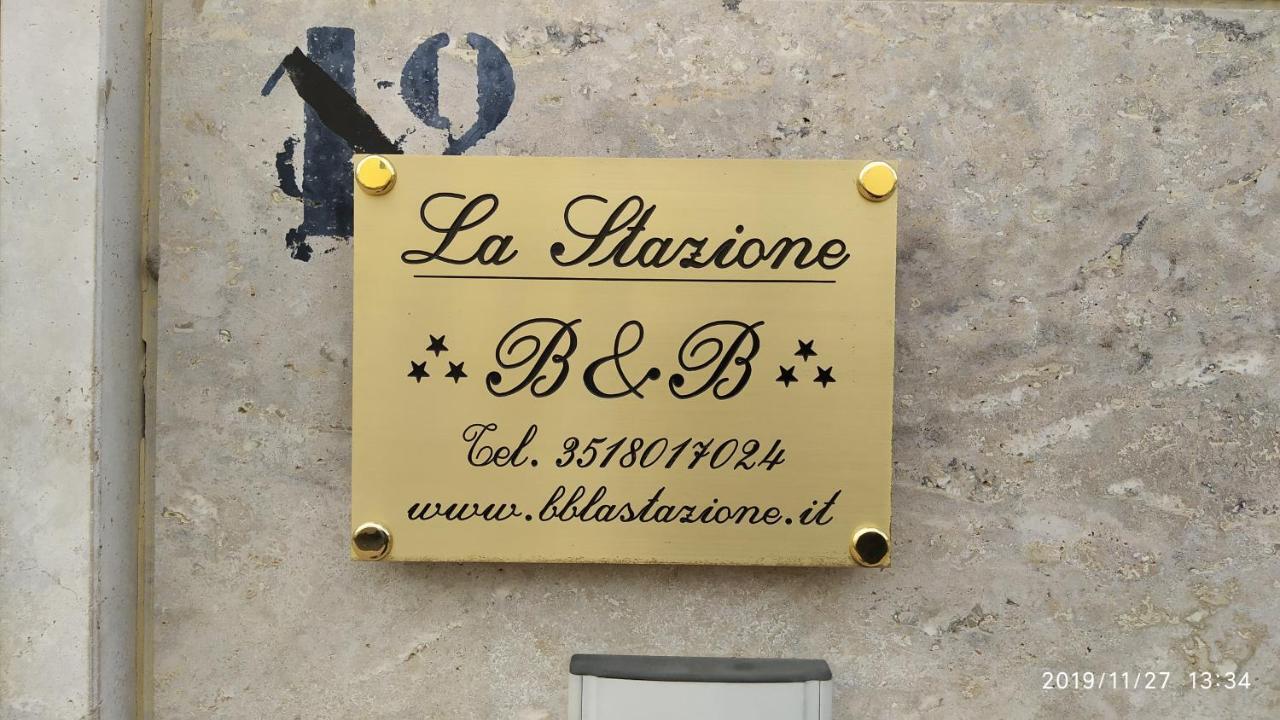 B&B La Stazione 디아망테 외부 사진