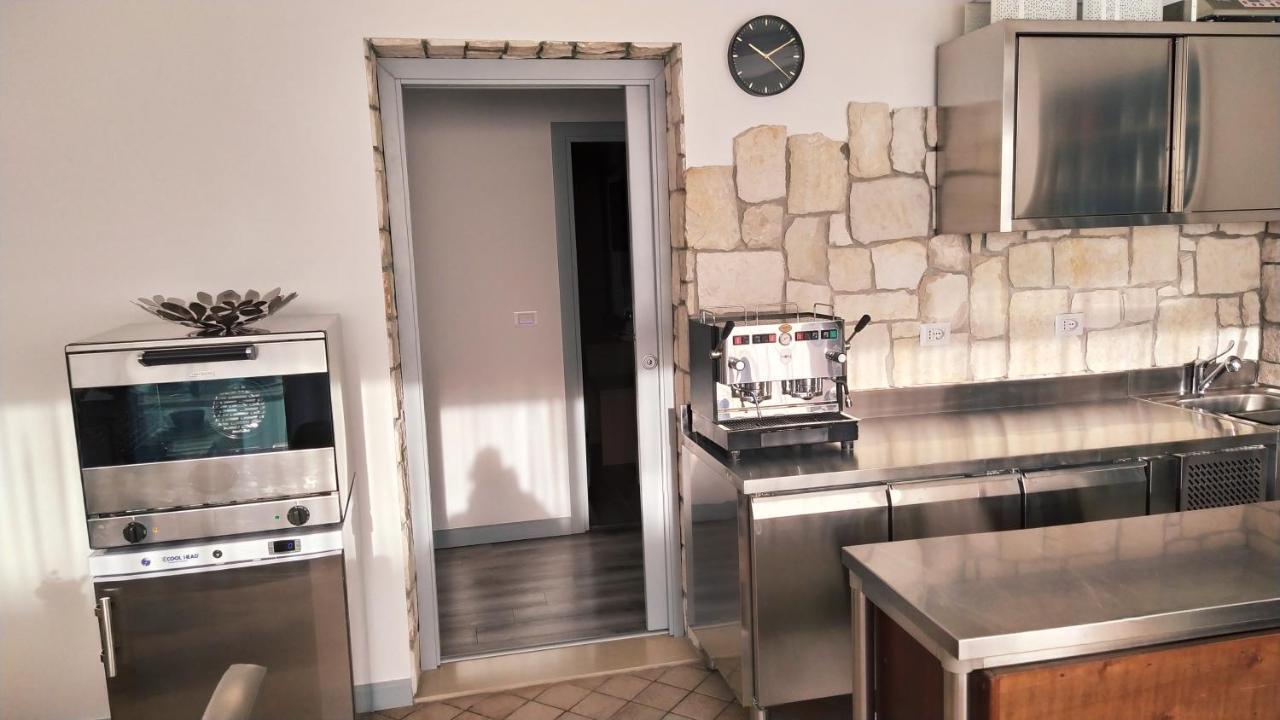 B&B La Stazione 디아망테 외부 사진