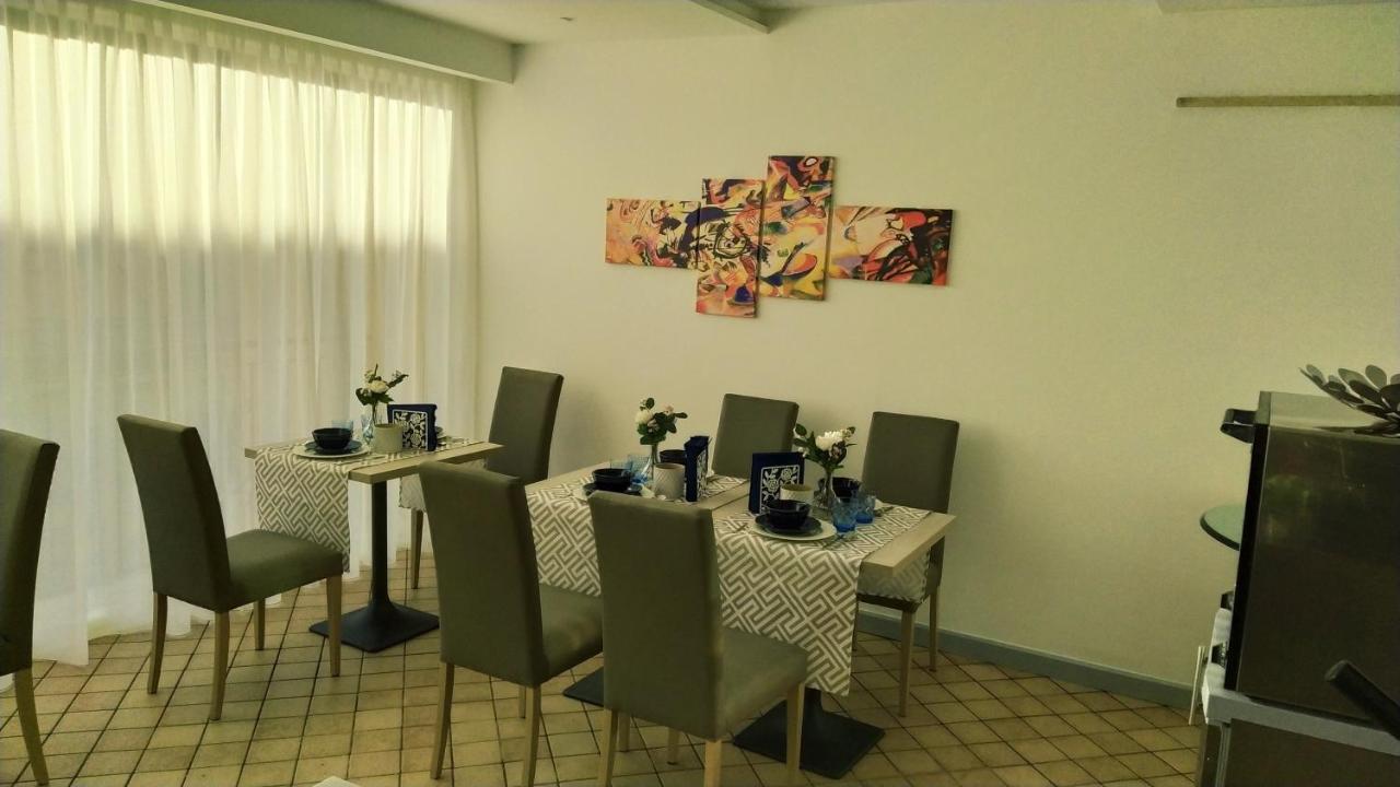 B&B La Stazione 디아망테 외부 사진